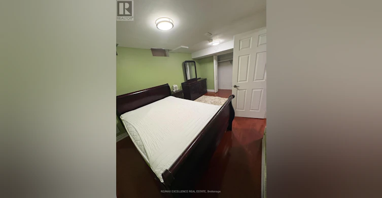 11 Naperton Drive, Brampton, ON, L6R 0Z5 - 2