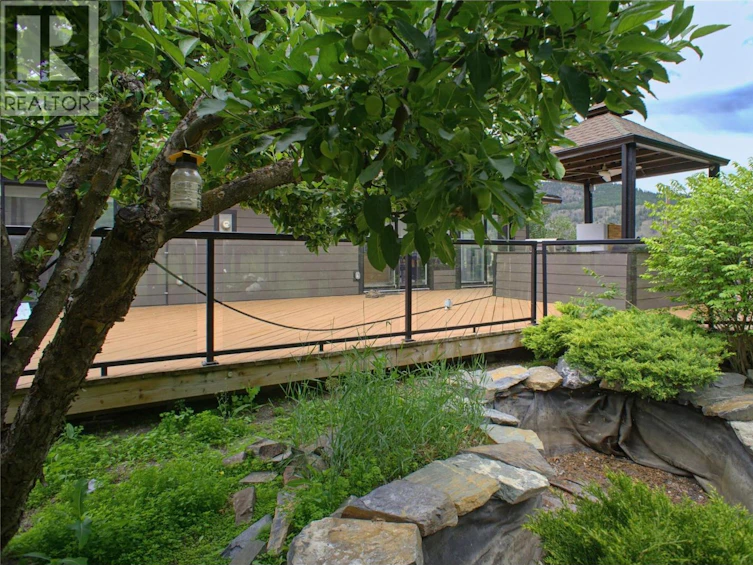 8576 Westsyde Road, Kamloops, BC, V2B 8S3 - 34