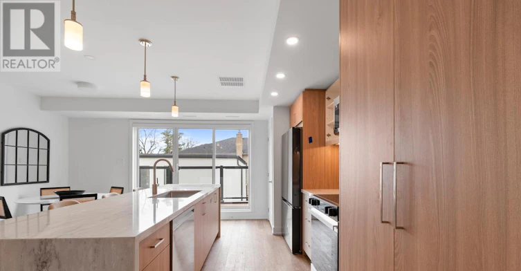 4-34 Poplar Avenue, Toronto, ON, M9B 3R4 - 4