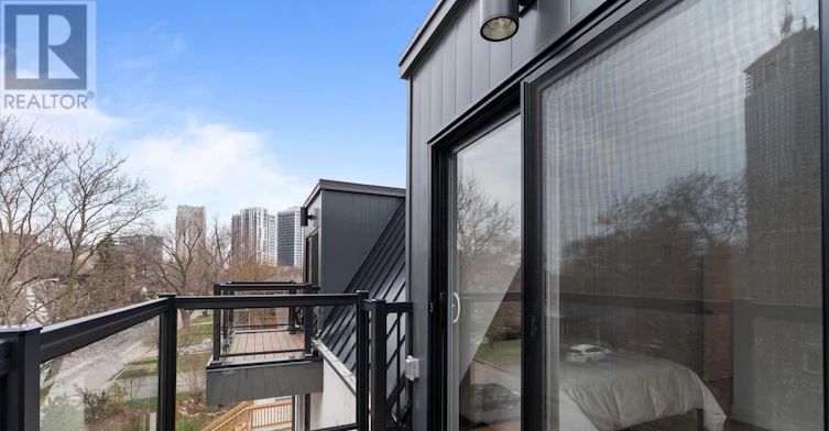 4-34 Poplar Avenue, Toronto, ON, M9B 3R4 - 21