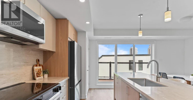 3-15 Acorn Avenue, Toronto, ON, M9B 3P7 - 7