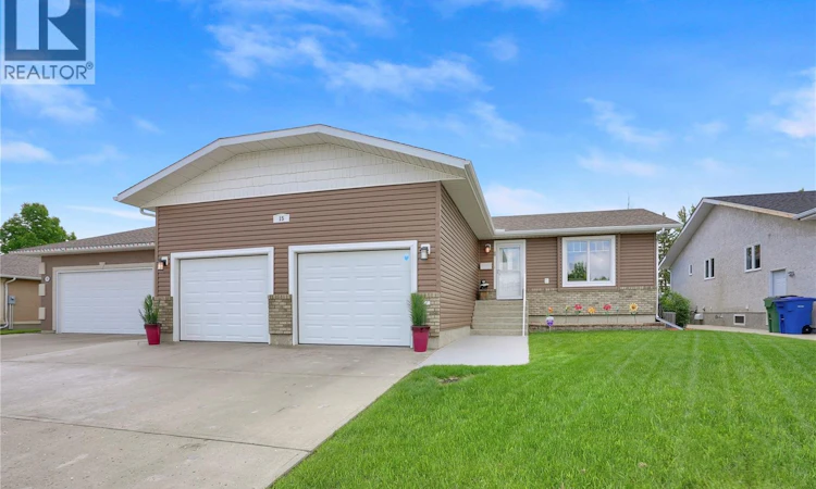 15 Marigold Crescent