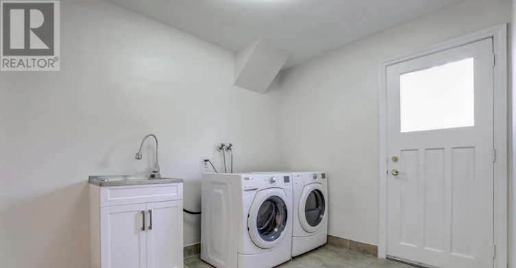 9 Sonata Crescent, Toronto, ON, M3B 2C3 - 18