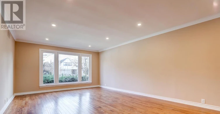 9 Sonata Crescent, Toronto, ON, M3B 2C3 - 3