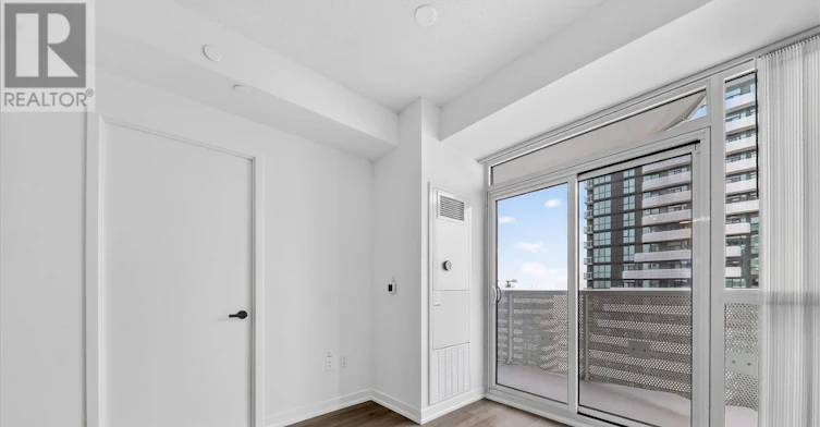 5601-8 Interchange Way, Vaughan, ON, L4K 0R2 - 21