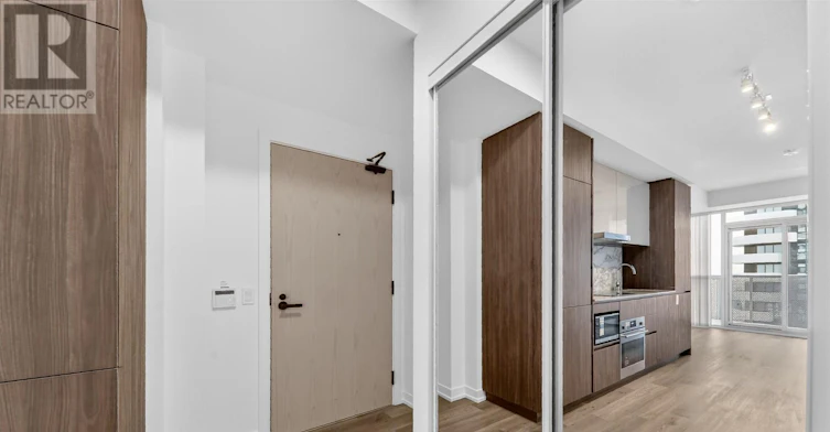 5601-8 Interchange Way, Vaughan, ON, L4K 0R2 - 13