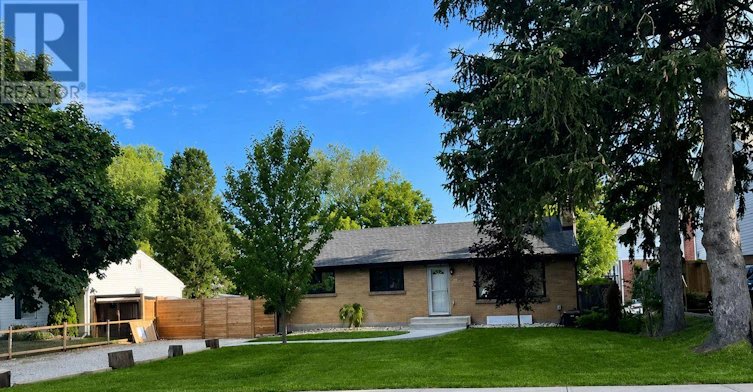 1313 Springbank Avenue, London, ON, N6K 1Z9