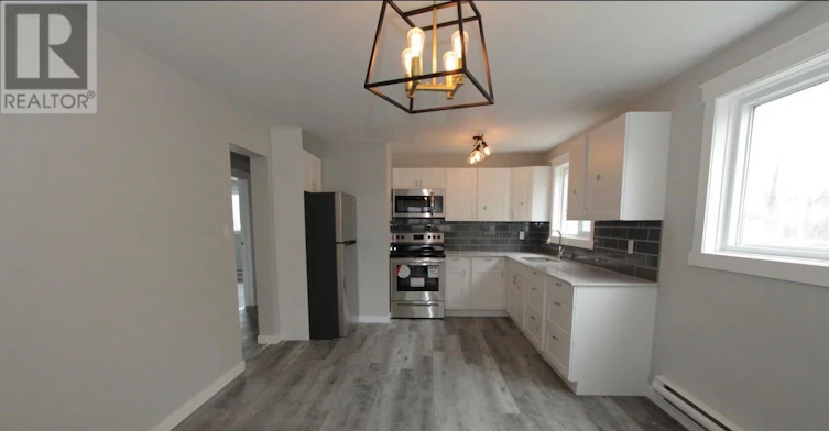 65 Stanley Street, Belleville, ON, K8N 3Z8 - 2