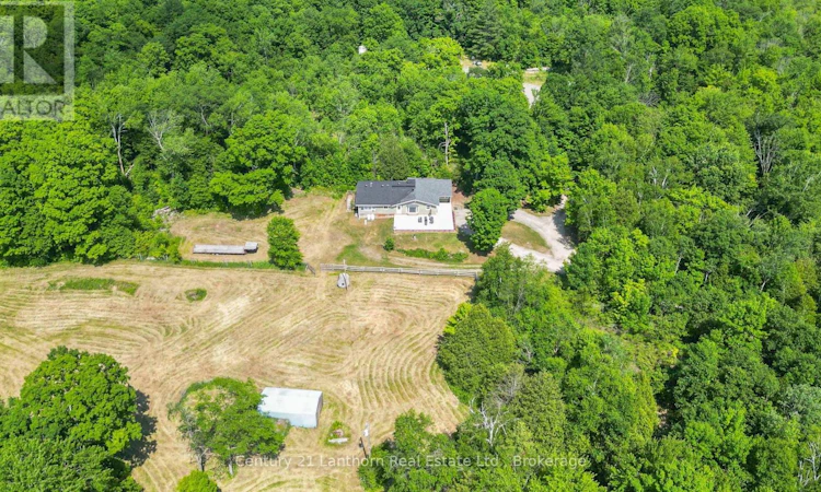 932 Hunt Club Road
