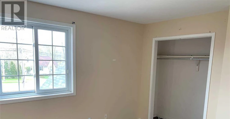 308 Oakdale Avenue, St. Catharines, ON, L2P 2T5 - 6
