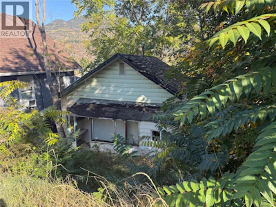 1414 Ash Street - 2