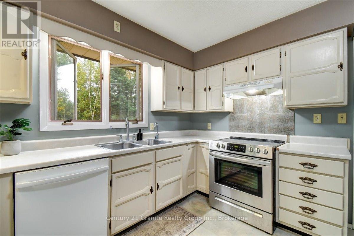 1-4 Maxwell Settlement Road, Bancroft, ON, K0L 1C0 - 14