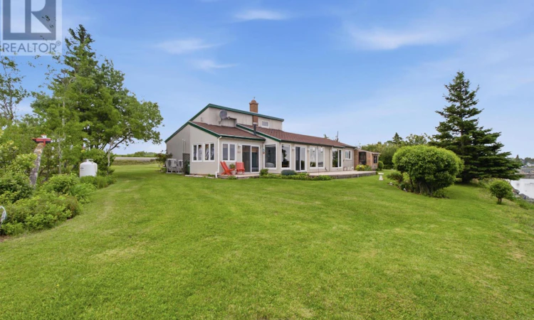 199 Pugwash Point Road