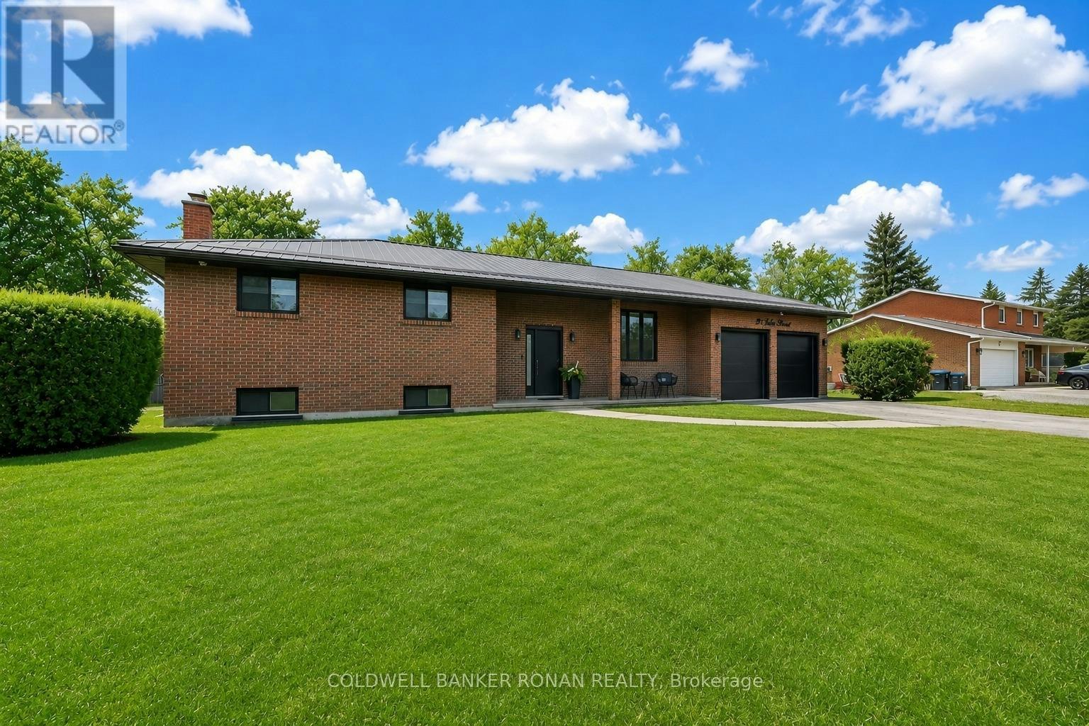 5 John Street, Adjala-Tosorontio, ON, L0G 1L0