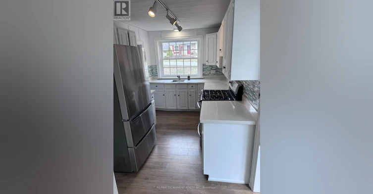 804 Shadeland Avenue, Burlington, ON, L7T 2M1 - 6