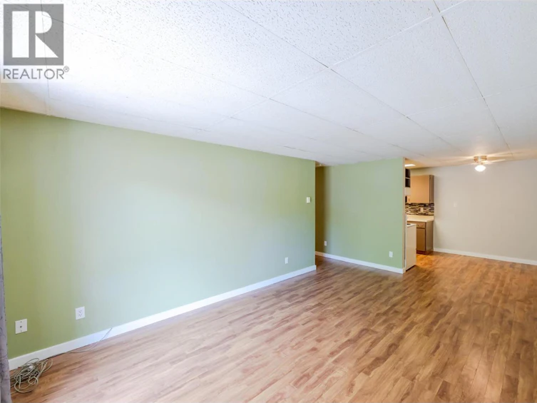 211-1410 Penticton Avenue, Penticton, BC, V2A 2N5 - 9