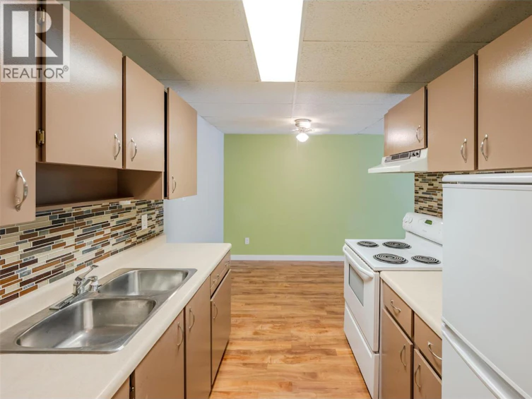 211-1410 Penticton Avenue, Penticton, BC, V2A 2N5 - 5