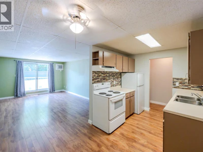211-1410 Penticton Avenue - 2