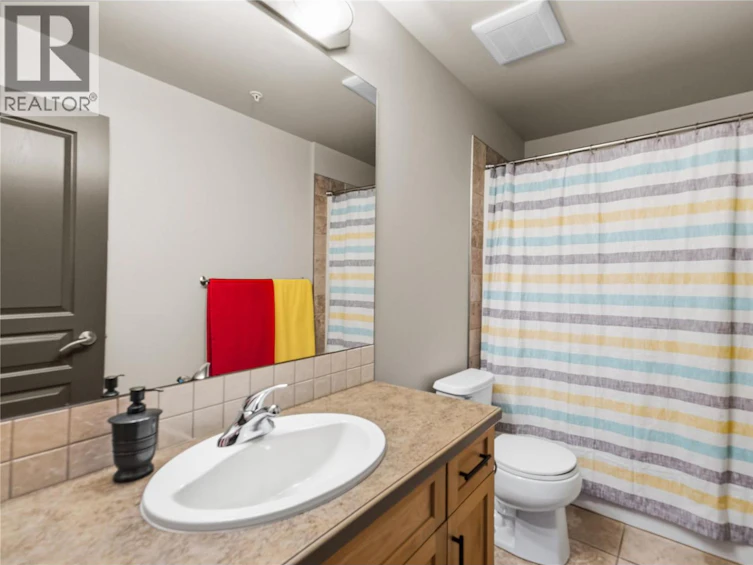 302-873 Forestbrook Drive, Penticton, BC, V2A 2E9 - 10