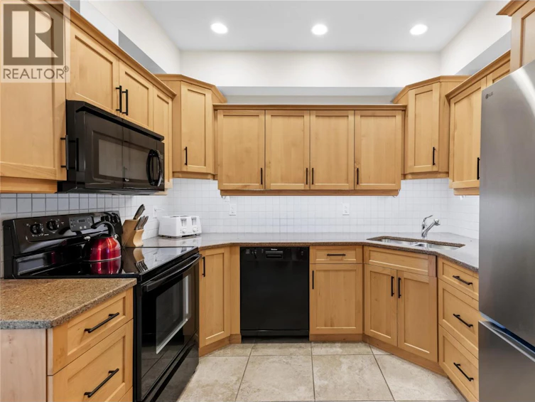 302-873 Forestbrook Drive, Penticton, BC, V2A 2E9 - 2