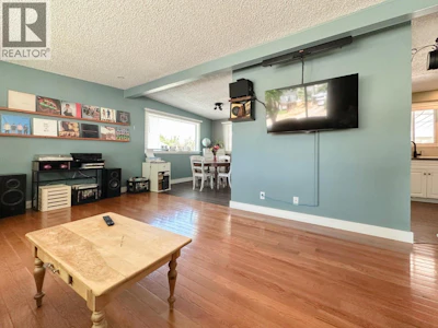8505 70th Avenue - 3