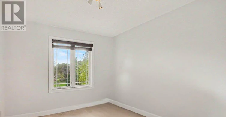 2064 Dunollie Crescent, Ottawa, ON, K2W 1H6 - 8