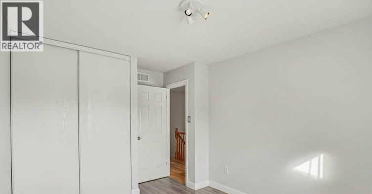 2064 Dunollie Crescent, Ottawa, ON, K2W 1H6 - 17