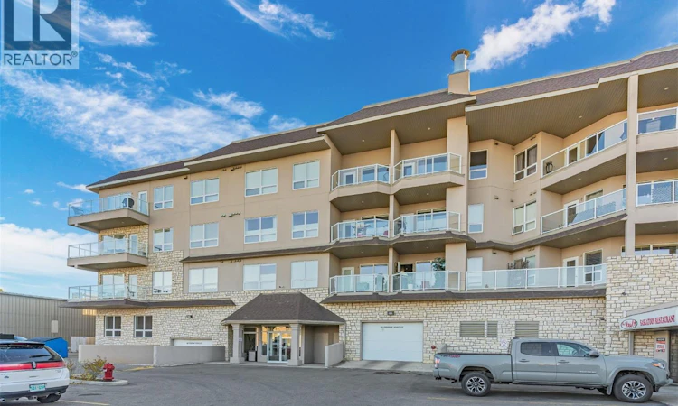 311-227 Pinehouse Drive