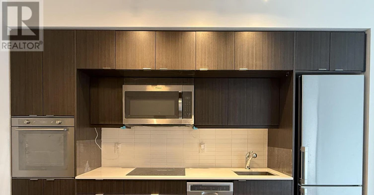 2006-10 York Street, Toronto, ON, M5J 0E1 - 3