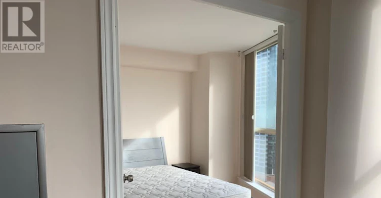 2210-1055 Bay Street, Toronto, ON, M5S 3A3 - 4