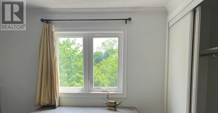 2 Grittani Lane, Toronto, ON, M1S 5B7 - 5