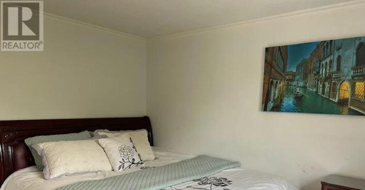 2 Grittani Lane, Toronto, ON, M1S 5B7 - 2