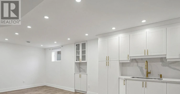 25 Shorten Place, Ajax, ON, L1T 0E9 - 42