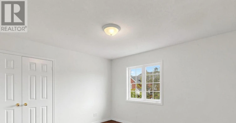 25 Shorten Place, Ajax, ON, L1T 0E9 - 33