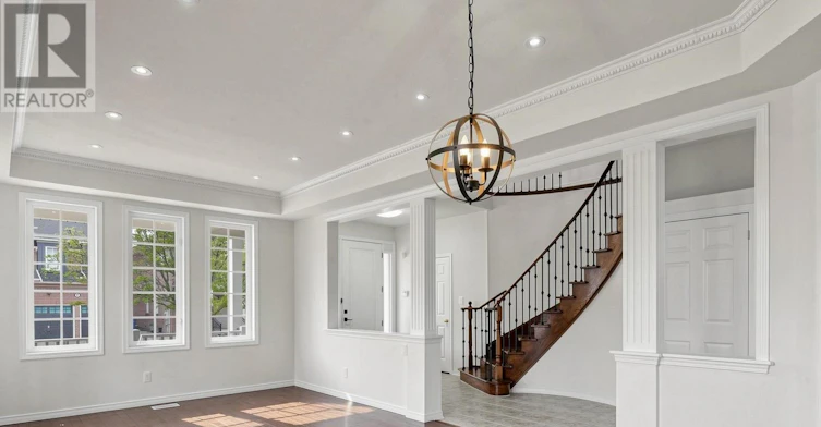 25 Shorten Place, Ajax, ON, L1T 0E9 - 3
