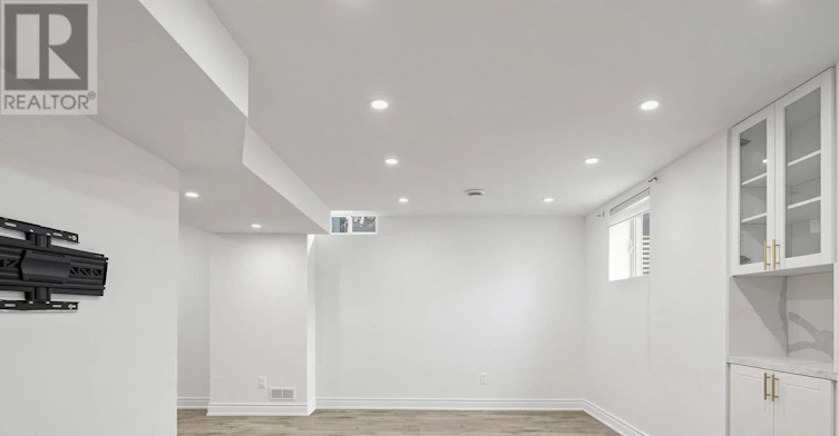 25 Shorten Place, Ajax, ON, L1T 0E9 - 41