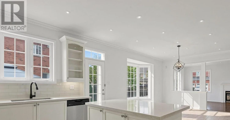 25 Shorten Place, Ajax, ON, L1T 0E9 - 15
