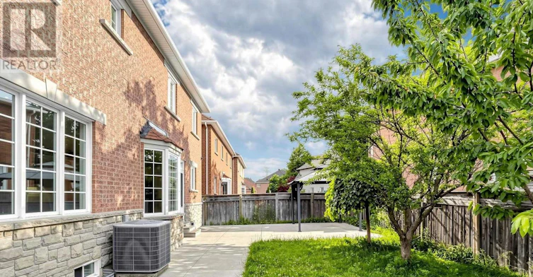 25 Shorten Place, Ajax, ON, L1T 0E9 - 49