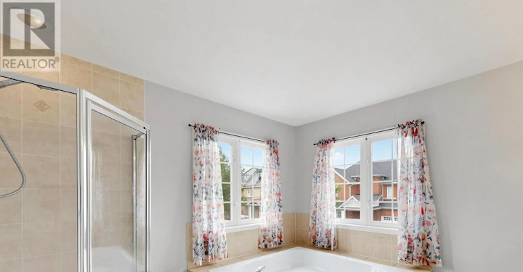 25 Shorten Place, Ajax, ON, L1T 0E9 - 25