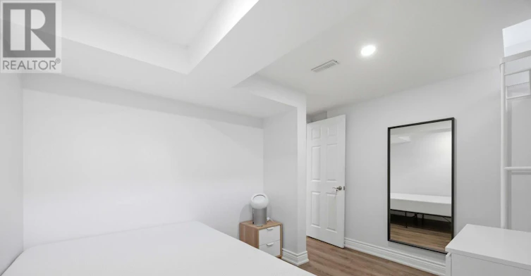 BSMT-140 Laramie Crescent, Vaughan, ON, L6A 0R1 - 11