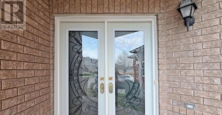 579 Fred Mclaren Boulevard, Markham, ON, L6E 1M6 - 3