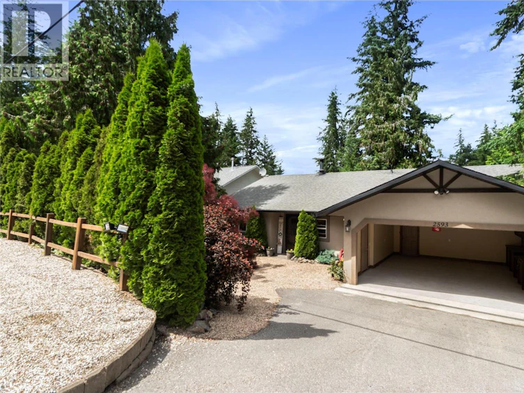 2593 Centennial Drive, Blind Bay, BC, V0E 1H1 - 2