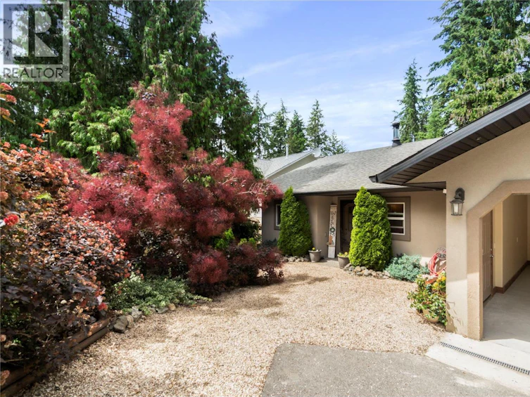2593 Centennial Drive, Blind Bay, BC, V0E 1H1 - 4
