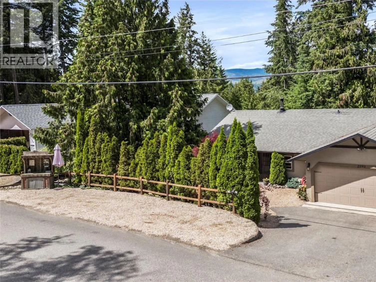 2593 Centennial Drive, Blind Bay, BC, V0E 1H1 - 3