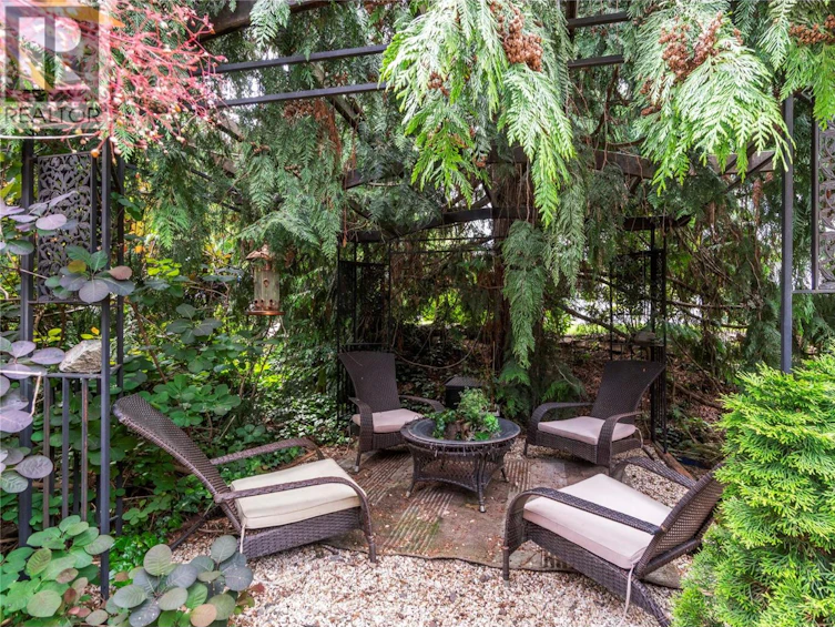 2593 Centennial Drive, Blind Bay, BC, V0E 1H1 - 6