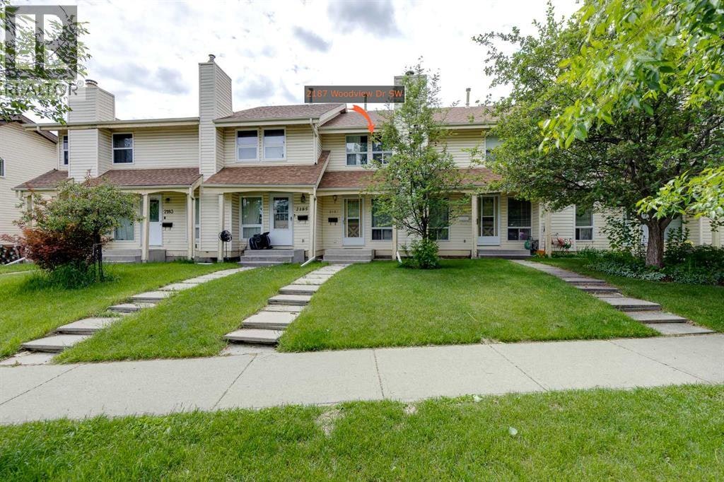 2187 Woodview Drive SW, Calgary, AB, T2W 3N8