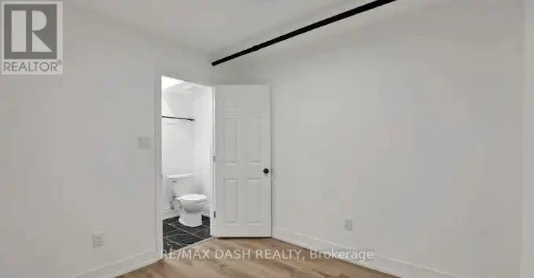 30-917 St Clair Avenue W, Toronto, ON, M6C 1C7 - 14