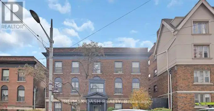 30-917 St Clair Avenue W, Toronto, ON, M6C 1C7 - 26