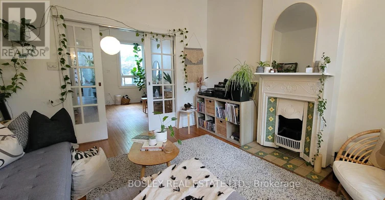 MAIN-31 Sword Street, Toronto, ON, M5A 3N3 - 9