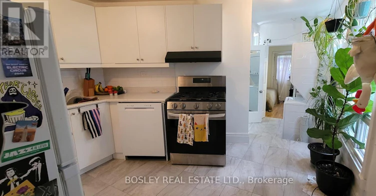 MAIN-31 Sword Street, Toronto, ON, M5A 3N3 - 17